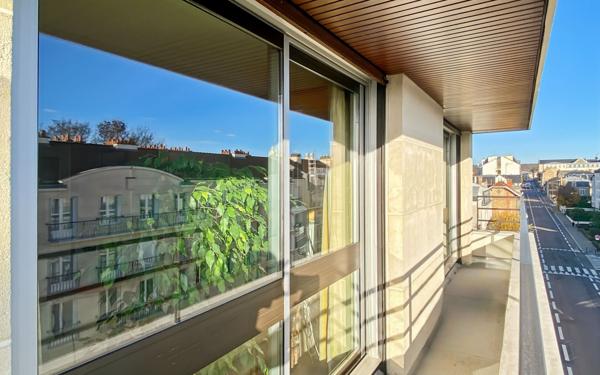 Appartement à vendre    3 pièces • 74,70 m2 Le Chesnay