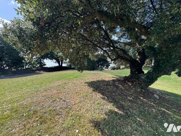 À vendre – Grande maison familiale avec vue unique et accès direct à la baie (Cancale / Saint-M