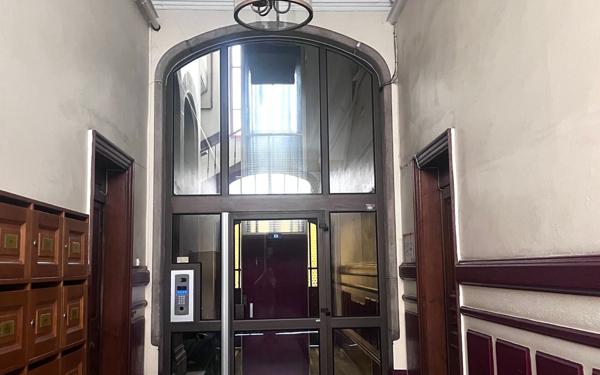 Appartement à vendre    4 pièces • 95,74 m2 Lyon 6