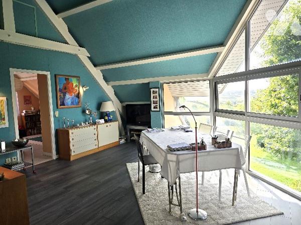 Maison d'architecte de 144 m² habitable sur parcelle de 2500 m².