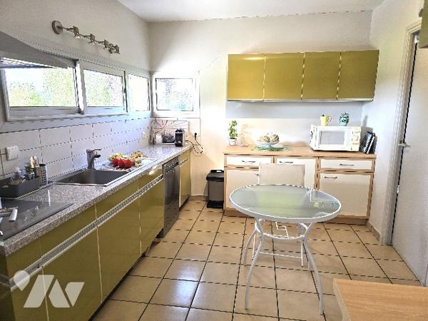 Maison d'architecte de 144 m² habitable sur parcelle de 2500 m².