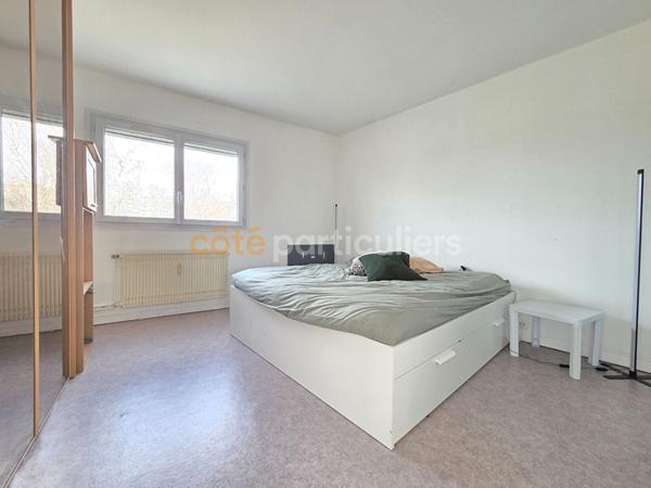 Location
                Appartement78,18 m² - 4 Pièces -
                    ORLEANS (45000)