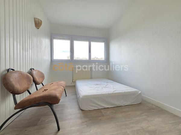 Location
                Appartement78,18 m² - 4 Pièces -
                    ORLEANS (45000)