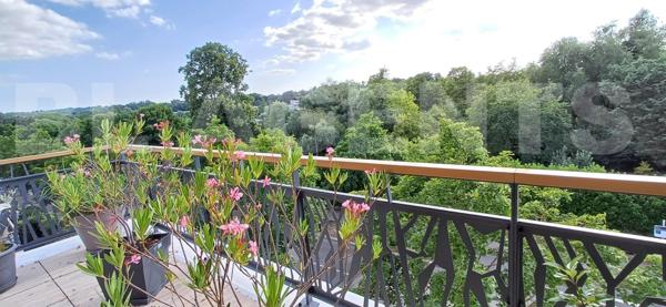MEAUX  : Appartement F4 de standing récent avec 2 terrasses, vue dégagée  et 2 places de stationneme