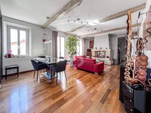 La Turbie, charmante maison de village en excellent état