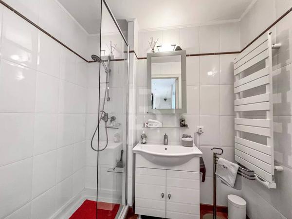 La Turbie, charmante maison de village en excellent état