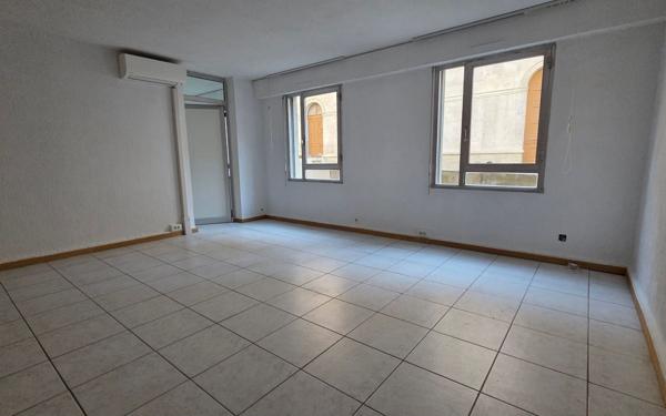 Appartement à vendre    2 pièces • 55 m2 Avignon