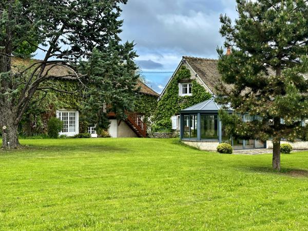 Maison 9 pièces - 310 m²
