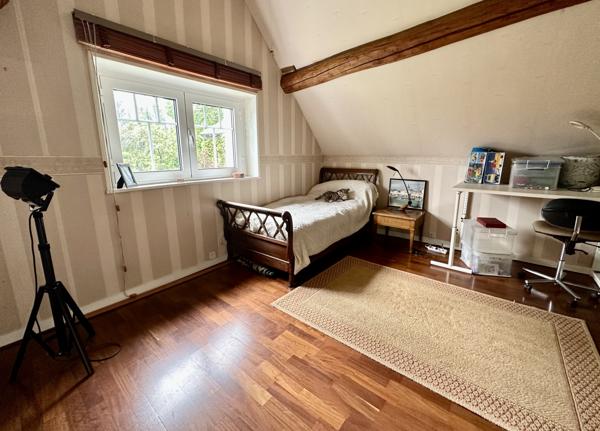 Maison 9 pièces - 310 m²