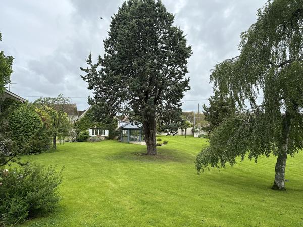 Maison 9 pièces - 310 m²