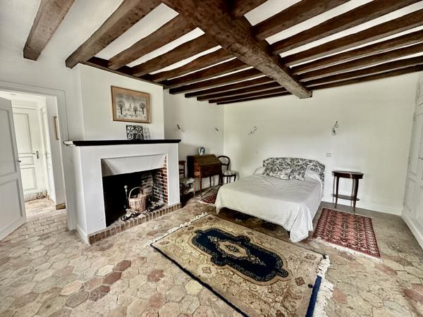 Maison 9 pièces - 310 m²