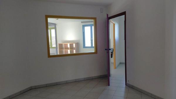 Maison Vauvillers 9 pièce(s) 210 m2 Piscine jardin dépendance