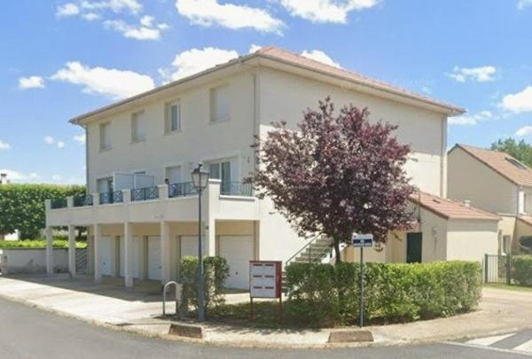 DUPLEX lumineux avec 2 chambres et une terrasse