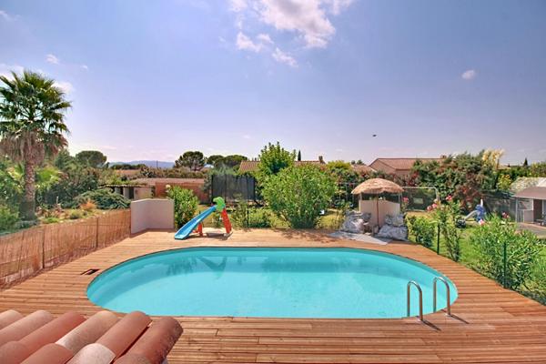 A VENDRE ! EN EXCLUSIVITE - Maison Vidauban 5 pièces - Terrain 1298m2- Piscine- Terrasse- Garage