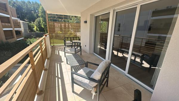 A vendre appartement T3 Terrasse garage double Aubagne