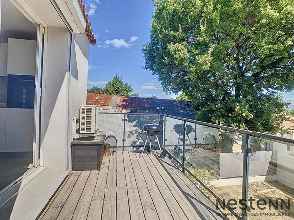 Très bel appartement Greasque 3 pièce(s) 66 m2 avec terrasse et places de parking