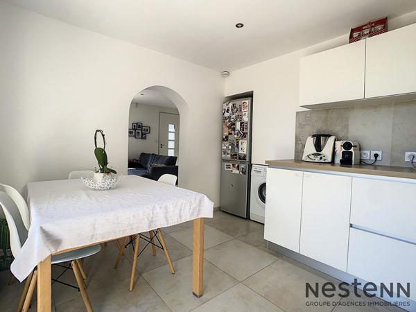 Très bel appartement Greasque 3 pièce(s) 66 m2 avec terrasse et places de parking