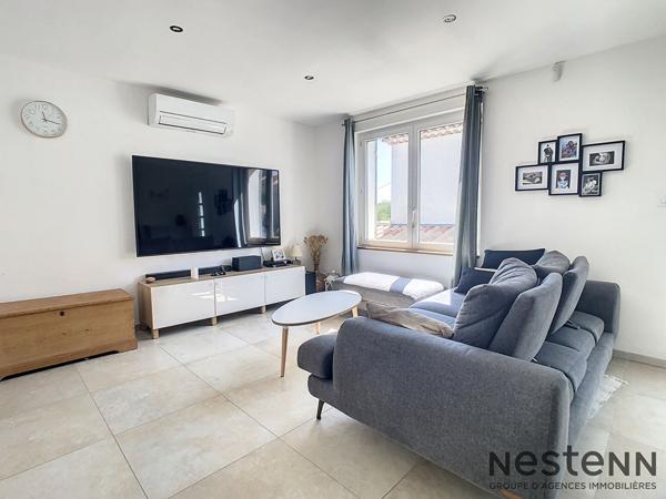 Très bel appartement Greasque 3 pièce(s) 66 m2 avec terrasse et places de parking