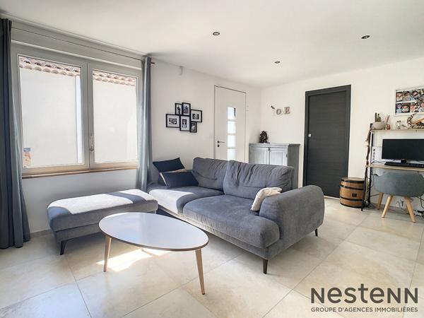 Très bel appartement Greasque 3 pièce(s) 66 m2 avec terrasse et places de parking