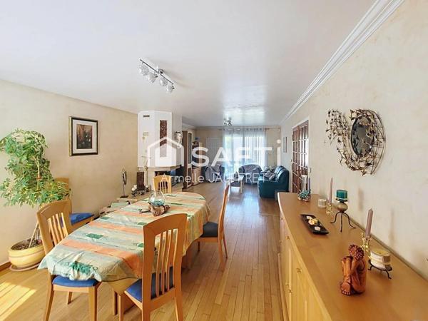 Maison tout à pied: gare, écoles, lycée, commerces