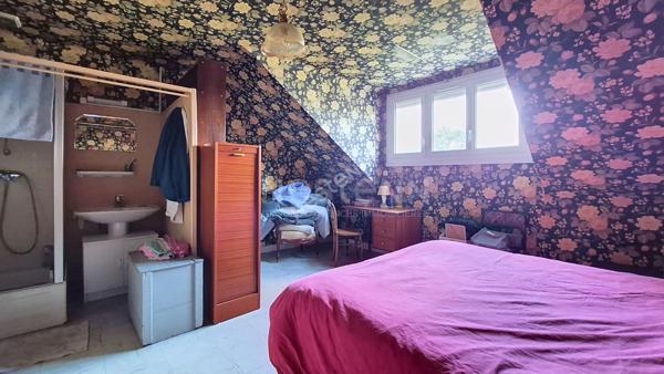 NANTES HIPPODROME - FACULTÉS : A vendre Superbe maison familiale de 8 pièces, 5 chambres (possible 6), jardin, garage. Tout à pied !