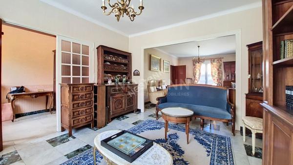NANTES HIPPODROME - FACULTÉS : A vendre Superbe maison familiale de 8 pièces, 5 chambres (possible 6), jardin, garage. Tout à pied !