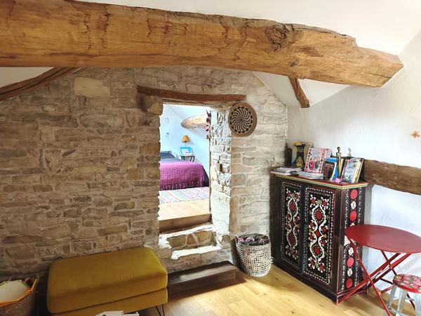 Maison
                                                                                                                                                                                                                                                                                                                        6 pièce(s)                                                                                                                                                                                                          3 chambre(s)                                                                                                                                                                                                          125  m²