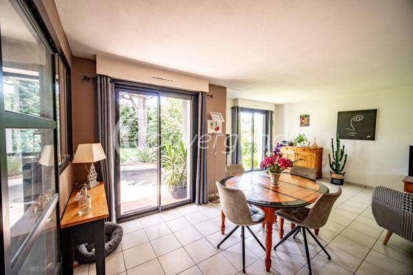 Maison
                                                                                                                                                                                                                                                                                                                        4 pièce(s)                                                                                                                                                                                                          2 chambre(s)                                                                                                                                                                                                          99  m²