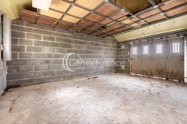 Maison
                                                                                                                                                                                                                                                                                                                        4 pièce(s)                                                                                                                                                                                                          2 chambre(s)                                                                                                                                                                                                          99.42  m²