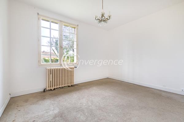 Maison
                                                                                                                                                                                                                                                                                                                        4 pièce(s)                                                                                                                                                                                                          2 chambre(s)                                                                                                                                                                                                          99.42  m²