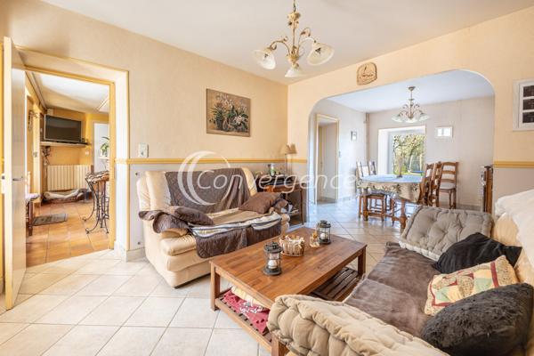 Maison
                                                                                                                                                                                                                                                                                                                        5 pièce(s)                                                                                                                                                                                                          3 chambre(s)                                                                                                                                                                                                          119  m²