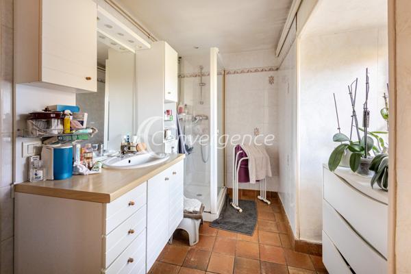 Maison
                                                                                                                                                                                                                                                                                                                        5 pièce(s)                                                                                                                                                                                                          3 chambre(s)                                                                                                                                                                                                          119  m²