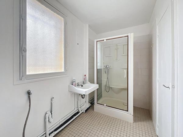 Appartement 3 chambres, 6 minutes à pied RER A