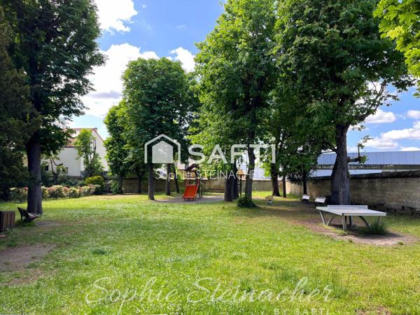 Appartement 3 chambres, 6 minutes à pied RER A