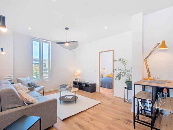 Appartement à VILLEFRANCHE SUR MER (06230)