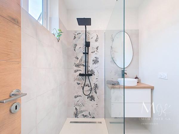 Appartement à VILLEFRANCHE SUR MER (06230)