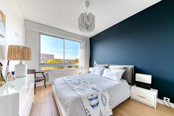 LYON 5 - Saint-Irénée : 3 pièces 97 m2 avec balcon et vue panoramique