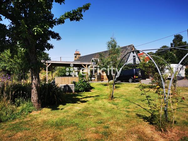 Maison
         4 pièces
        - 134 m² Exclusivité 250 000 € *