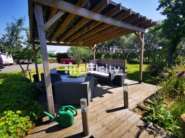 Maison
         4 pièces
        - 134 m² Exclusivité 250 000 € *