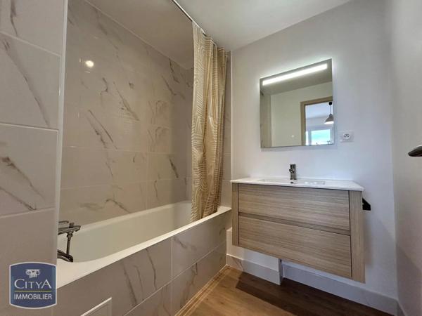 Appartement à louer 2 pièces 48.19m²