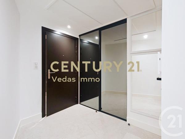 Appartement F3 à vendre  3 pièces - 83,66 m2 ST JEAN DE VEDAS - 34