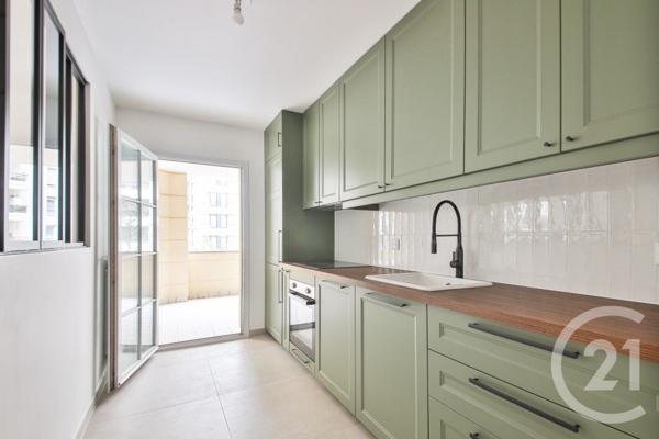 Appartement F4 à vendre  4 pièces - 84,02 m2 COURBEVOIE - 92