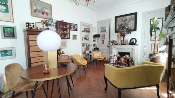 Appartement Haussmanien Immeuble sécurisé 97 m² de Grand Standing