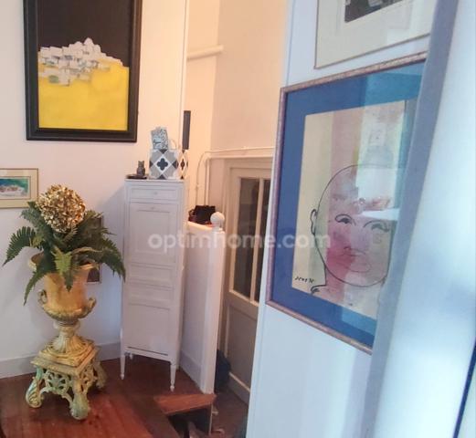 Appartement Haussmanien Immeuble sécurisé 97 m² de Grand Standing