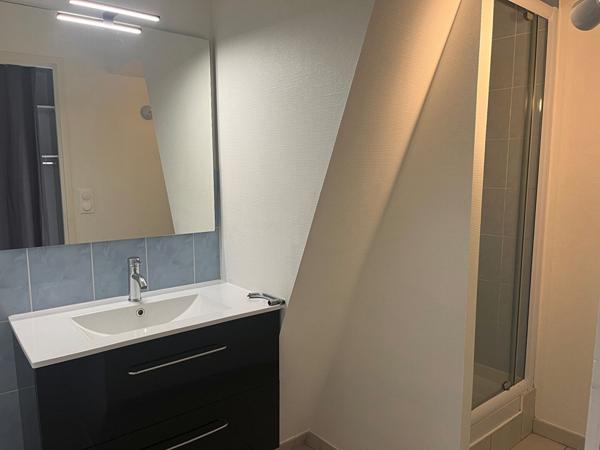 Appartement 4 pièces à louer Châtellerault - 86100 / Réf: 247-4
