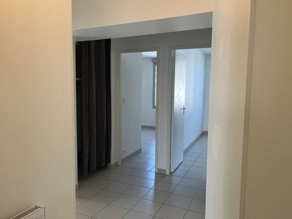 Appartement 4 pièces à louer Châtellerault - 86100 / Réf: 247-4