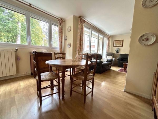 Appartement Poissy 4 pièce(s) 69m2 229 000 € **  - Référence  9412