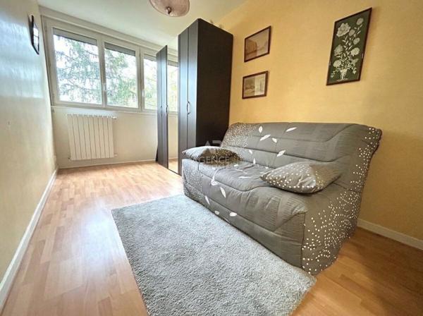 Appartement Poissy 4 pièce(s) 69m2 229 000 € **  - Référence  9412
