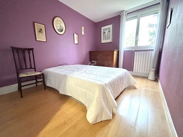 Appartement Poissy 4 pièce(s) 69m2 229 000 € **  - Référence  9412
