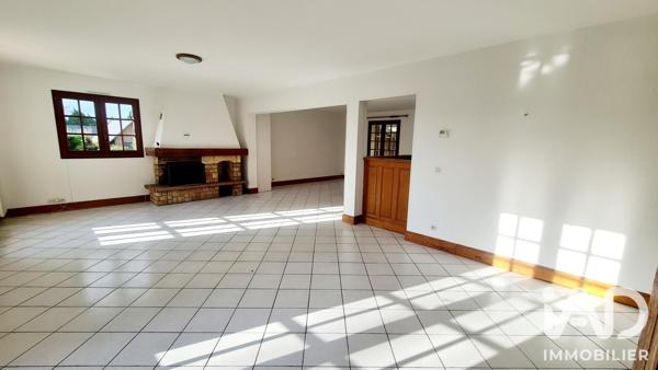 Maison à vendre 9 pièces 227 m² Surville